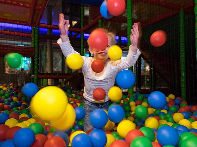 indoor-speelhal-dinoland-zwolle